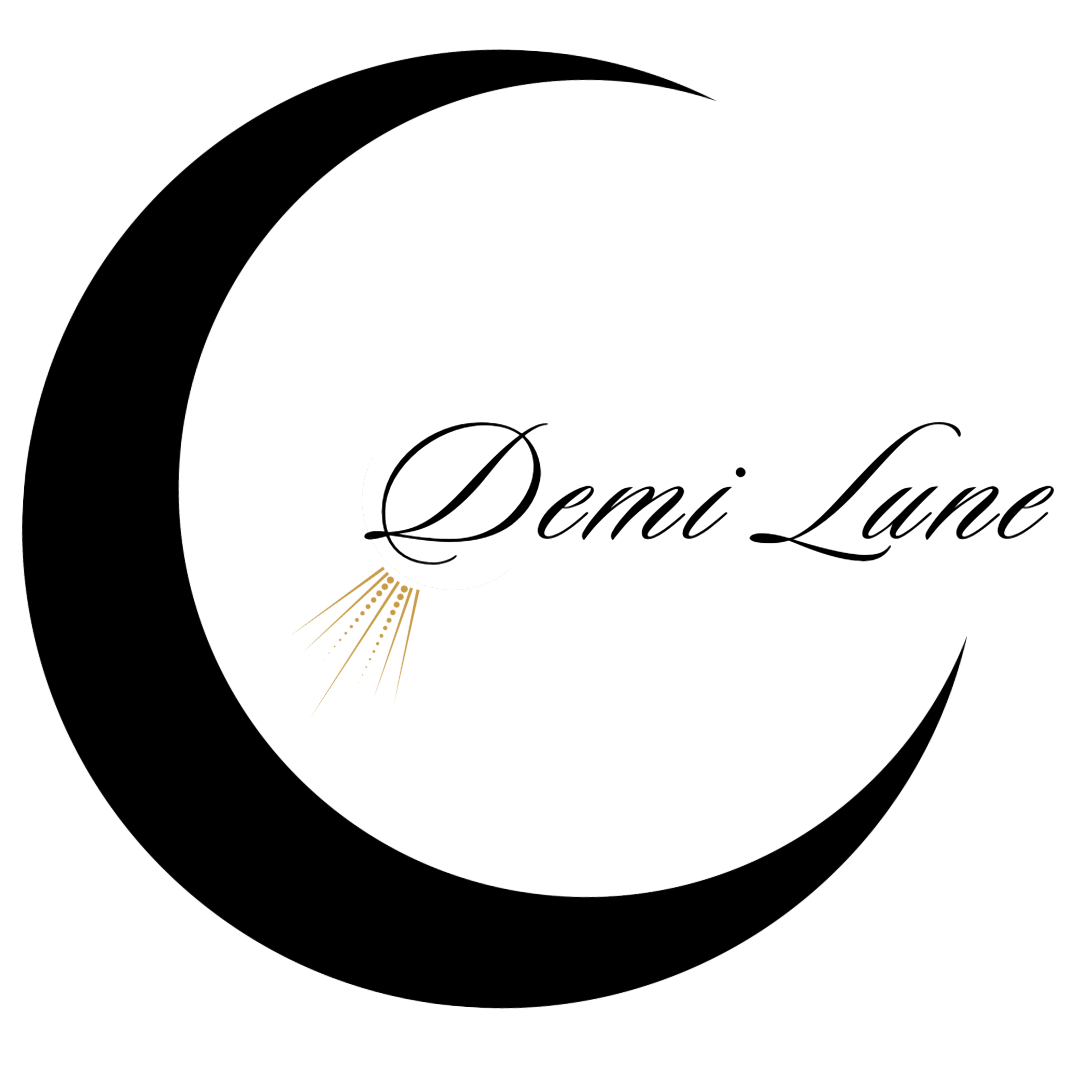 Demi Lune